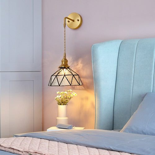 Suspension moderne LED avec des triangles en verre Ione