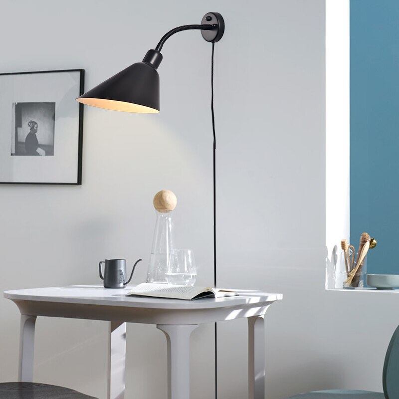 Applique murale moderne avec abat-jour conique Rotob