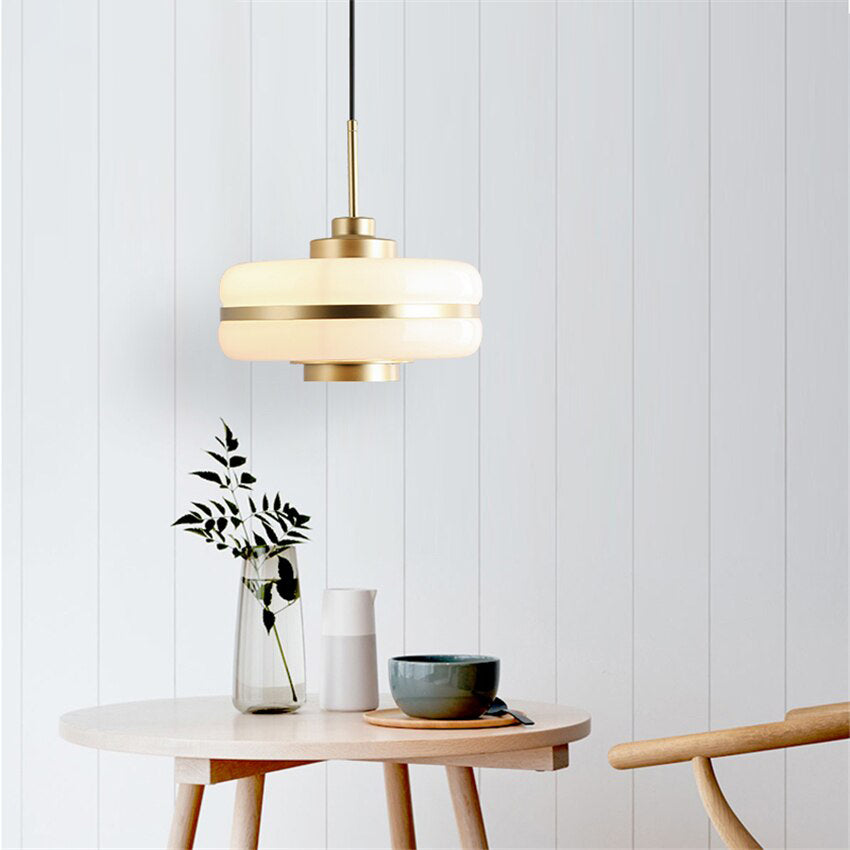 Suspension moderne LED opale blanche et doré Rinna - vue 3 sur 7