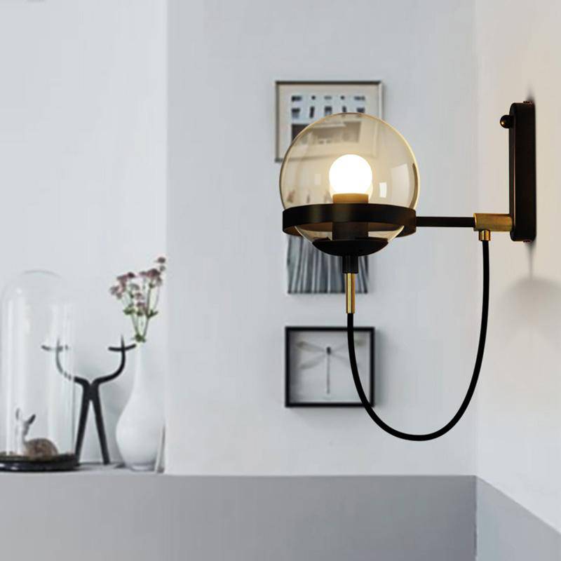 Applique murale LED métal et boule en verre