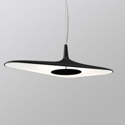 Suspension design et minimaliste avec forme asymétrique Poe