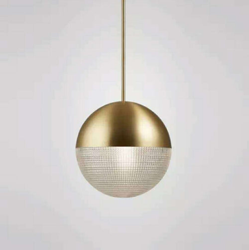 Suspension en verre et métal en forme de boule Reed