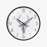 Horloge murale ronde blanche aux motifs Sulli F