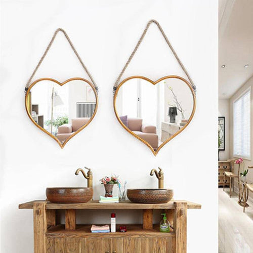 Miroir mural suspendu en forme de coeur Alloy