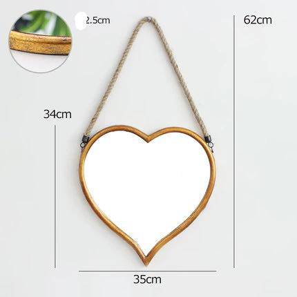 Miroir mural suspendu en forme de coeur Alloy