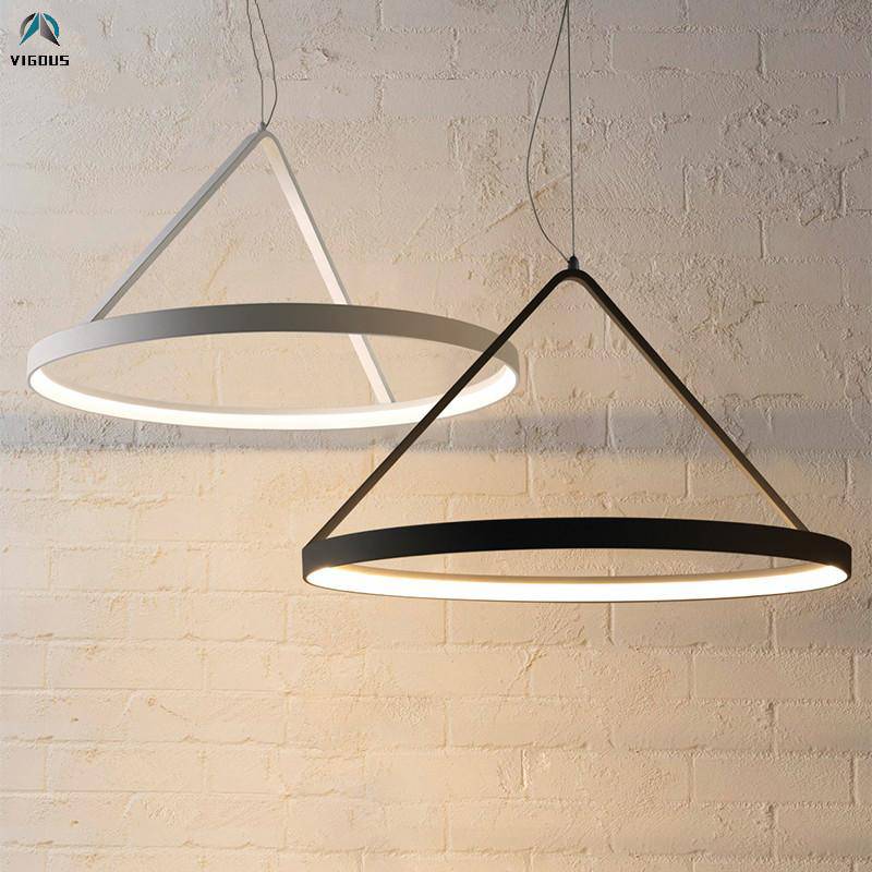 Lustre LED design rond suspendu en métal Moderne