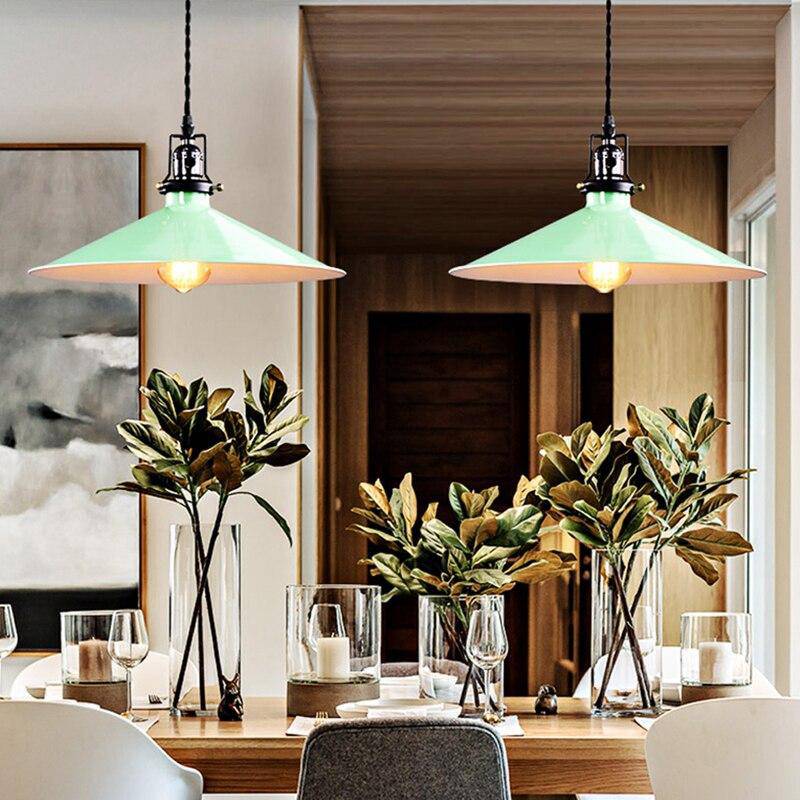 Suspension retro LED en métal avec abat-jour conique Edison