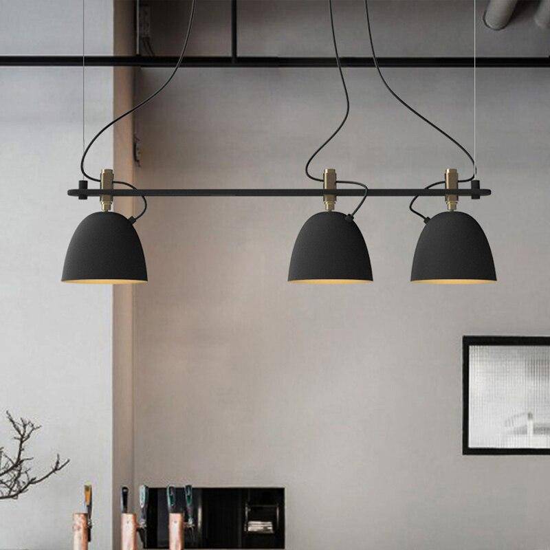 Suspension design LED avec plusieurs abats-jours noirs Loft