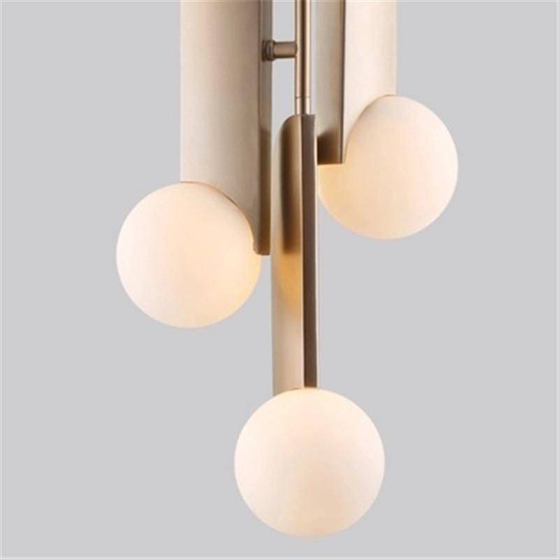 Suspension design à LED doré avec boules Brass - vue 3 sur 7
