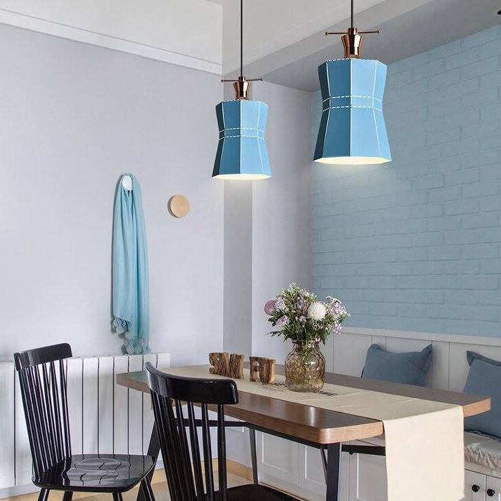 Suspension design LED en métal coloré style scandinave - vue 7 sur 12