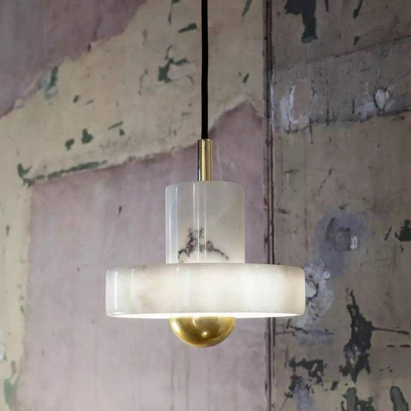 Suspension design LED arrondie dorée et cylindre blanc