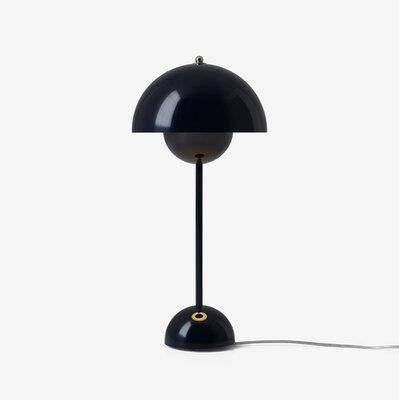 Lampe de chevet à LED colorée avec abat-jour en métal Study