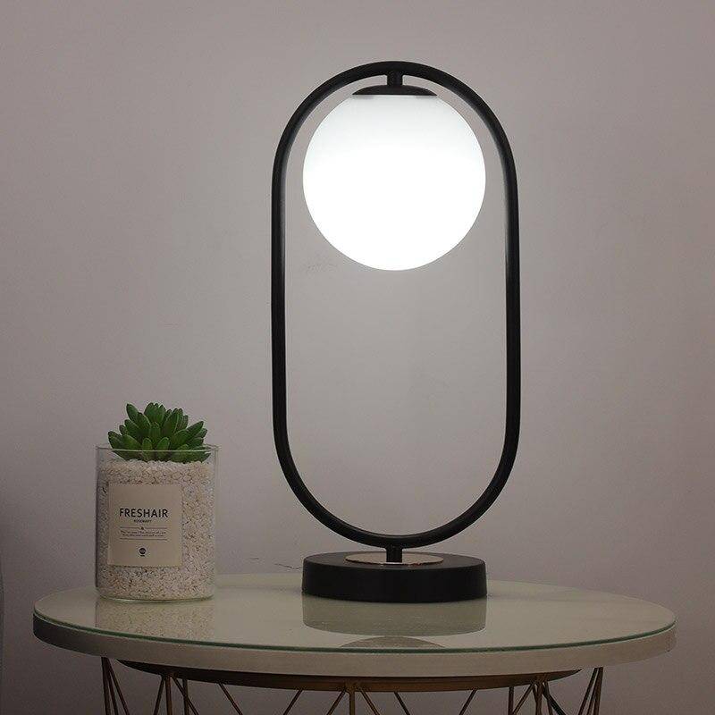 Lampe à poser design LED avec anneau en métal et boule en verre Chao - vue 4 sur 5