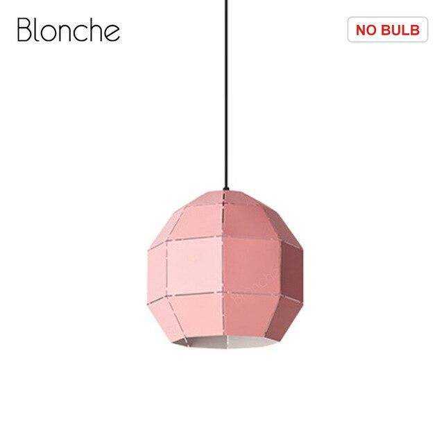 Suspension design LED sphère colorée en métal - vue 9 sur 14