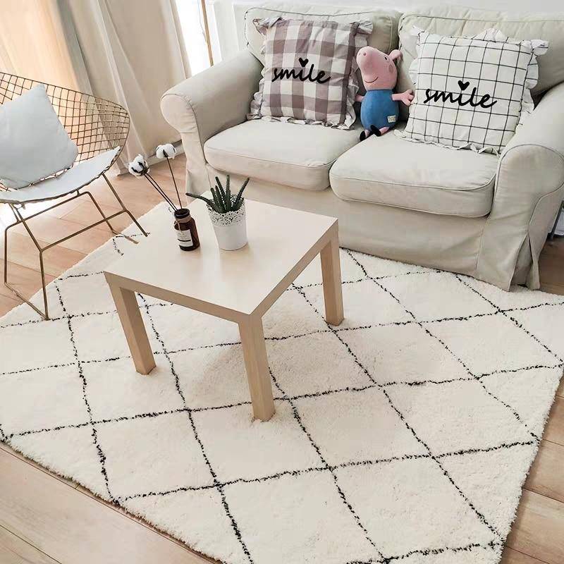 Tapis rectangle shaggy berbère blanc à motifs Ourain - vue 2 sur 5