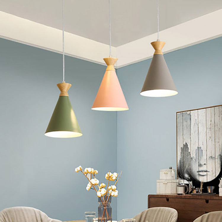 Suspension scandinave avec abat-jour conique et en bois Avi - vue 3 sur 7