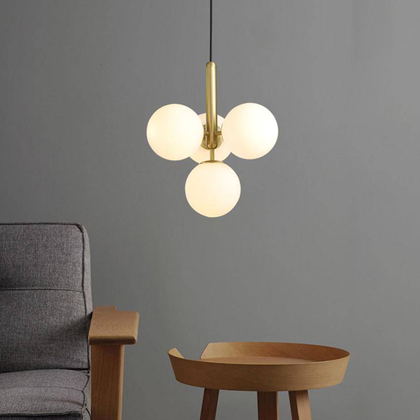 Suspension design LED avec cylindre doré et plusieurs boules en verres Fly - vue 4 sur 7
