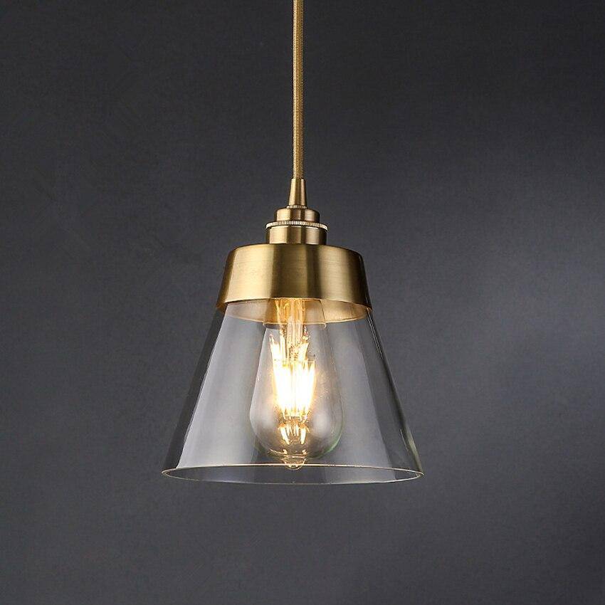 Suspension design LED dorée et abat-jour en verre luxury - vue 4 sur 8