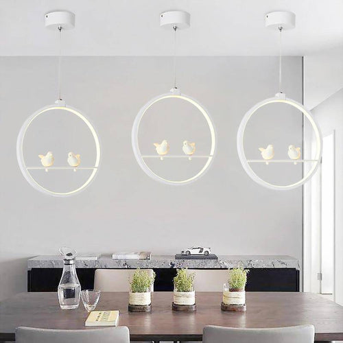 Suspension LED moderne rond avec oiseaux (noir ou blanc)