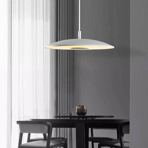 Suspension design à LED avec abat-jour arrondi en métal - vue 3 sur 5