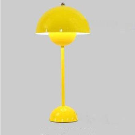 Lampe de bureau moderne LED en métal coloré avec abat-jour arrondi
