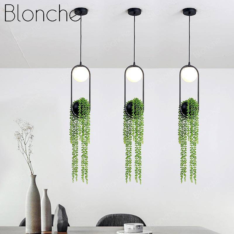 Suspension design LED avec boule en verre et fleurs suspendues - vue 3 sur 7