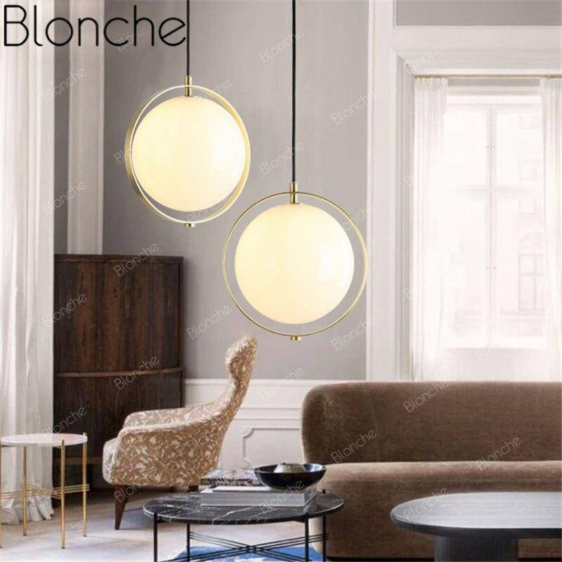 Suspension design LED avec cercle doré et boule en verre - vue 3 sur 6