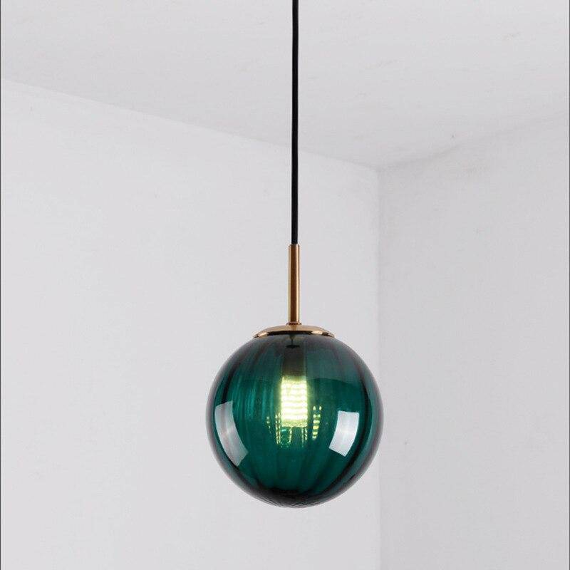 Suspension design LED boule en verre coloré style Hang - vue 12 sur 15