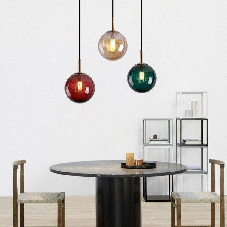 Suspension design LED boule en verre coloré style Hang - vue 4 sur 15