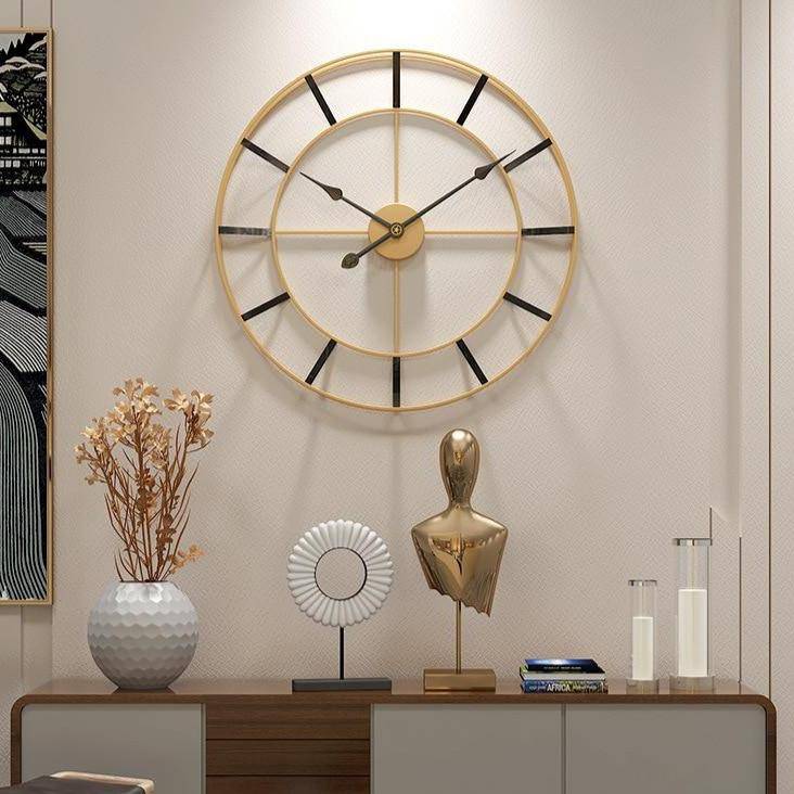 Horloge murale ronde en métal doré 50cm Nordic