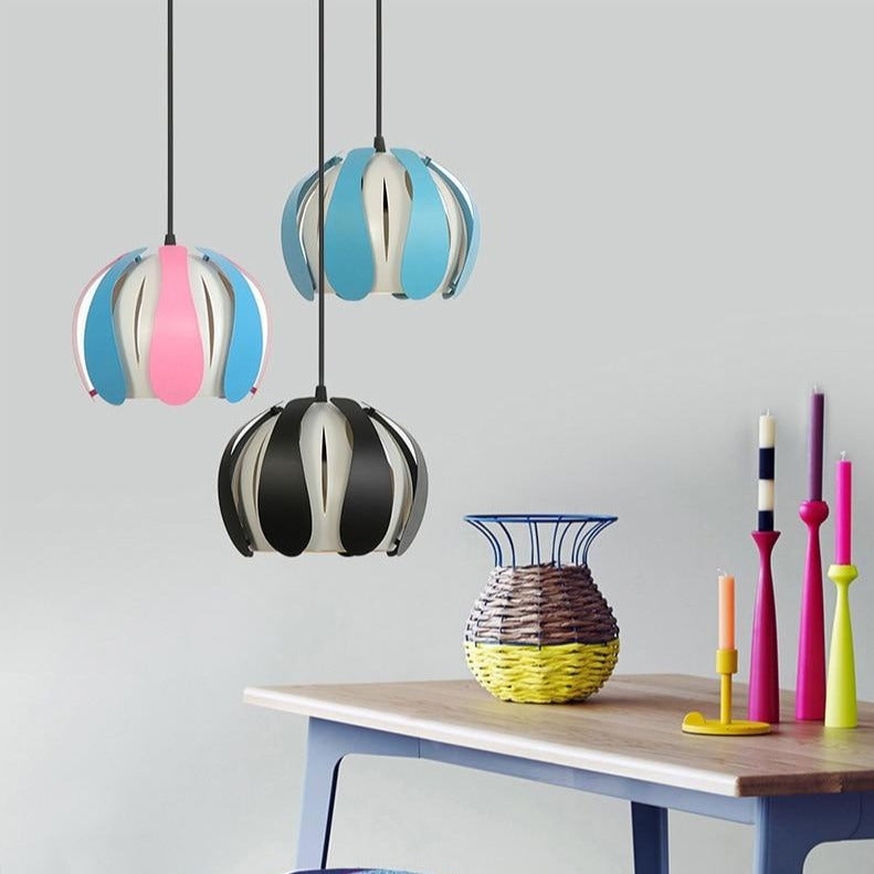 Suspension à LED avec abat-jour coloré Ronah - vue 3 sur 14