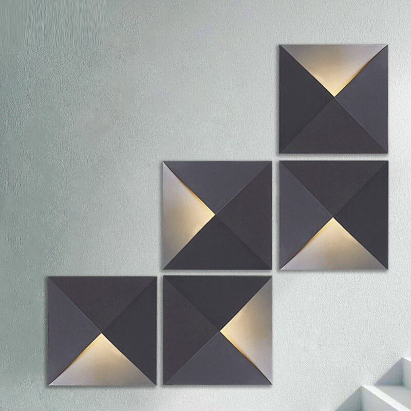 Applique murale moderne design en forme d'enveloppe Wally