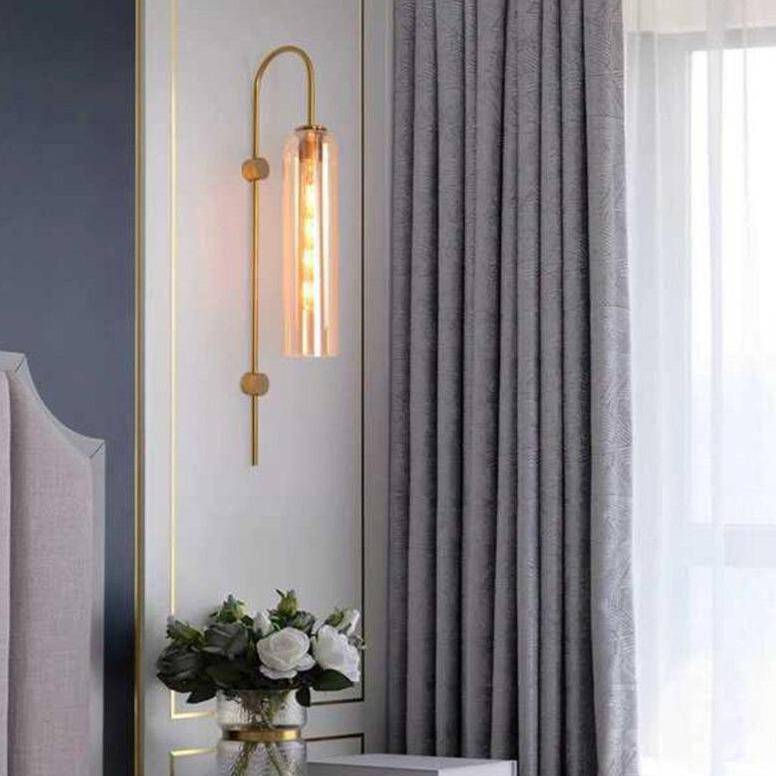 Applique murale design à LED avec abat-jour allongé en verre coloré et métal - vue 3 sur 9