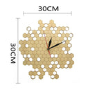 Horloge murale en bois avec alvéoles hexagonales 30cm Nature