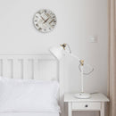 Horloge murale scandinave en bois chevrons gris 28cm Hours