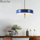 Suspension design LED arrondie en métal coloré style industriel