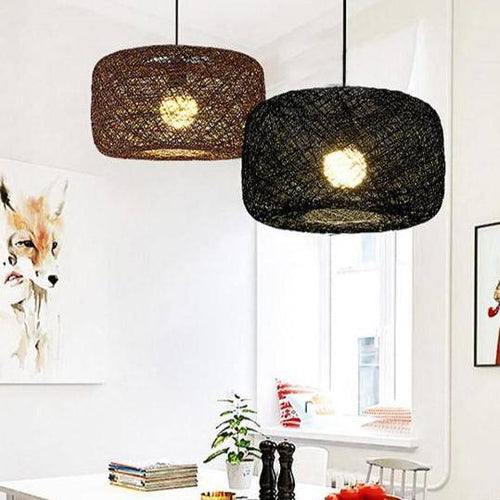 Suspension en rotin LED avec abat-jour arrondi coloré
