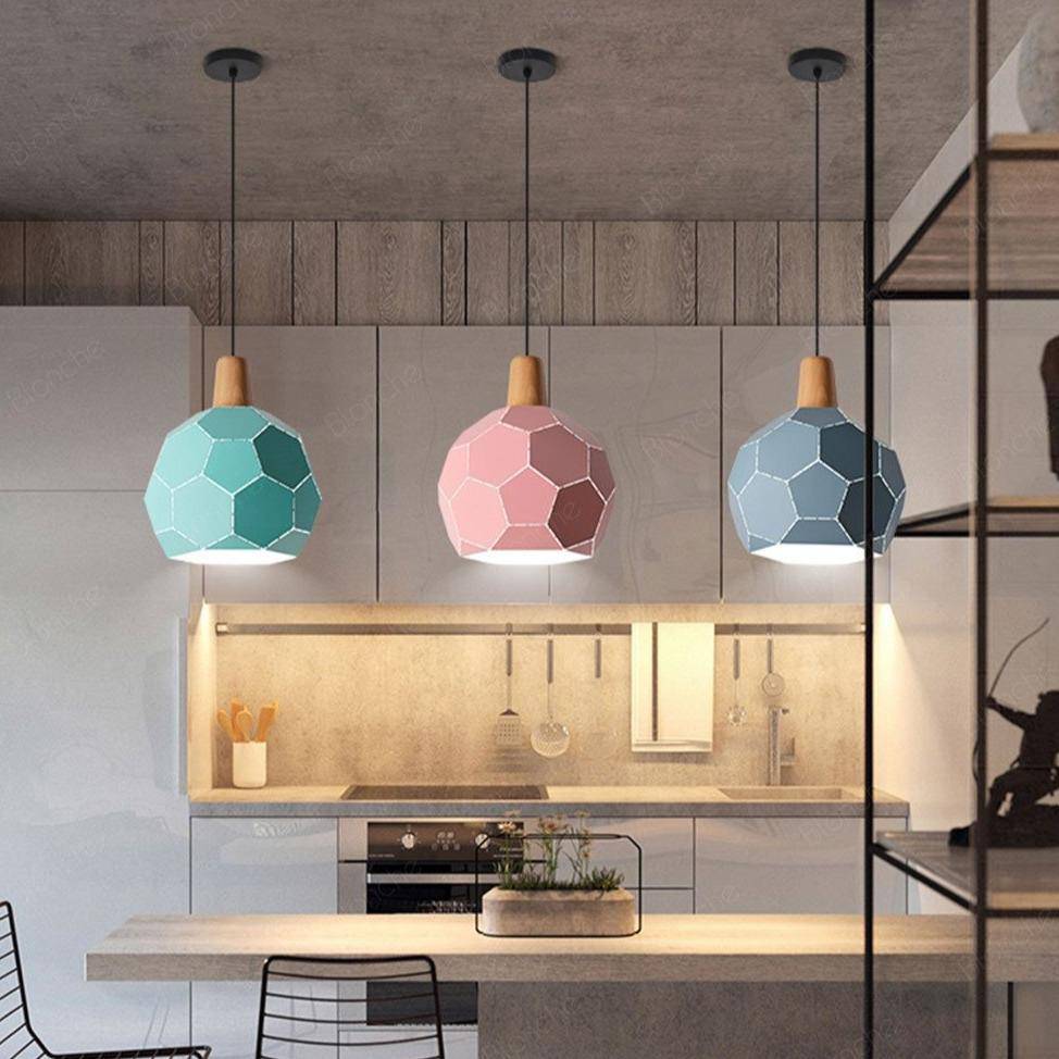 Suspension design LED sphère colorée en métal - vue 7 sur 14