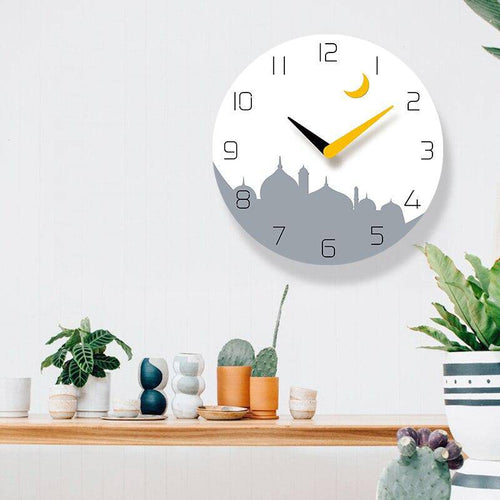Horloge murale ronde avec dessin ville et lune jaune 30cm