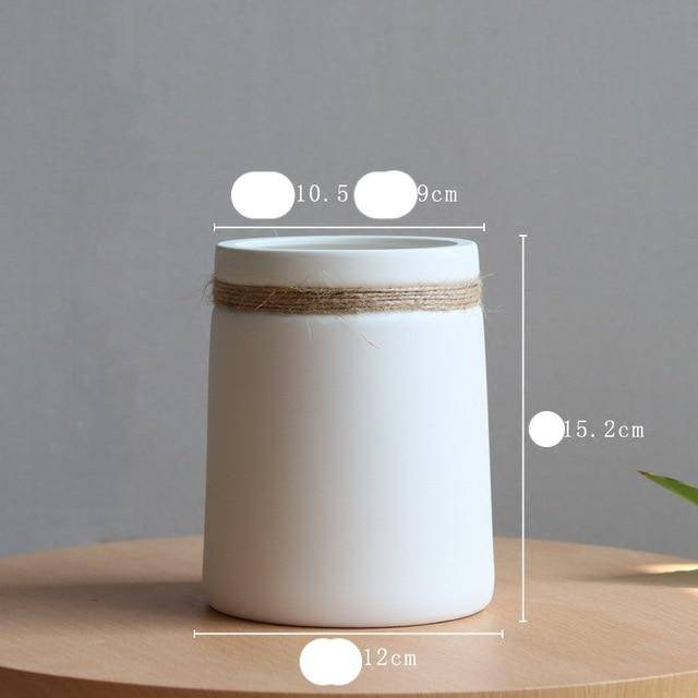 Vase moderne en céramique blanc style Japan Artist - vue 6 sur 8