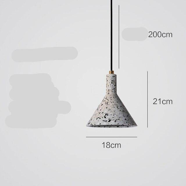 Suspension design LED avec abat-jour triangle en ciment style terrazzo - vue 8 sur 9