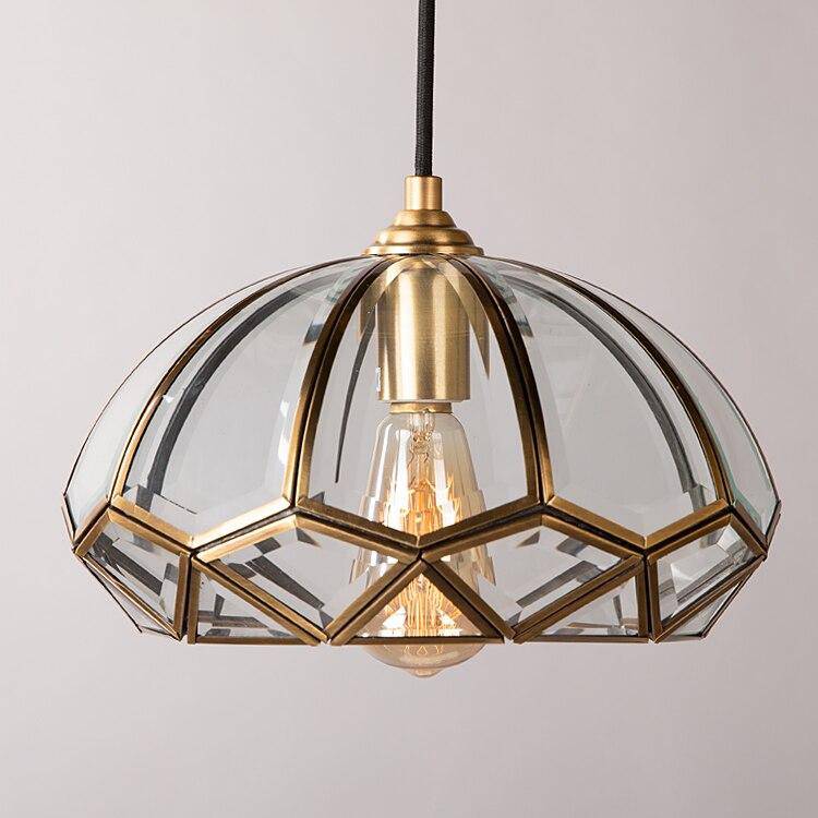 Suspension design LED avec abat-jour géométrique en verre et métal doré - vue 5 sur 5