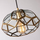 Suspension design LED avec abat-jour géométrique en verre et métal doré