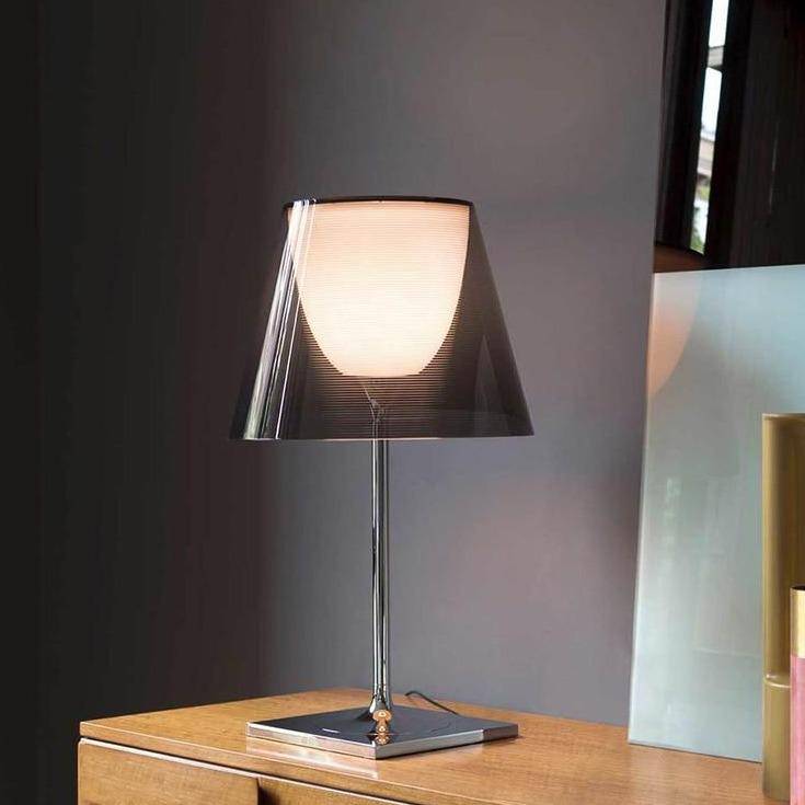 Lampe à poser moderne LED avec abat-jour en verre coloré Art - vue 3 sur 7
