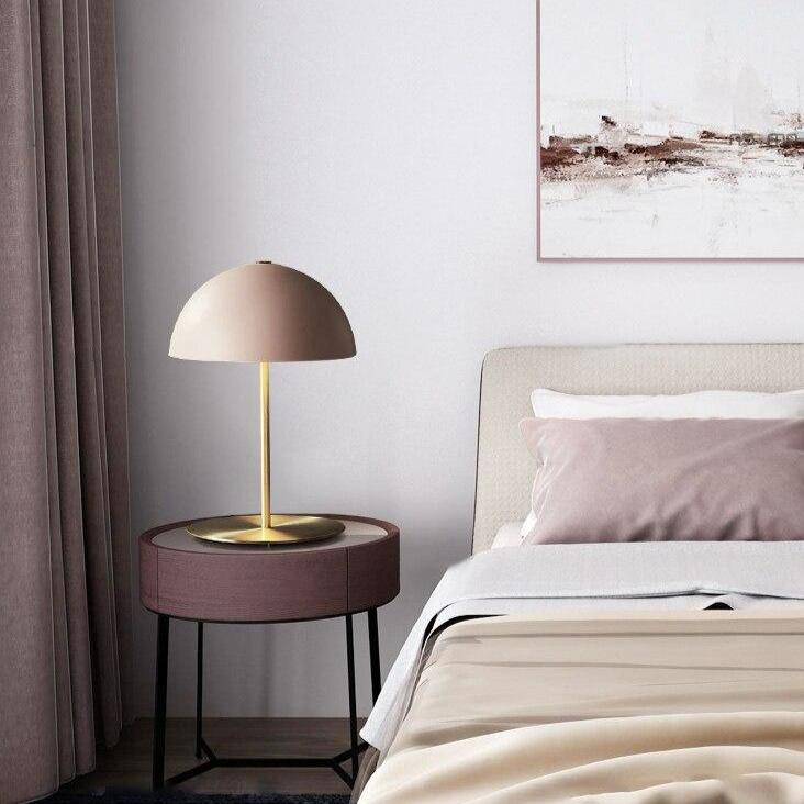 Lampe à poser design LED avec socle doré et abat-jour style Mushroom - vue 3 sur 6