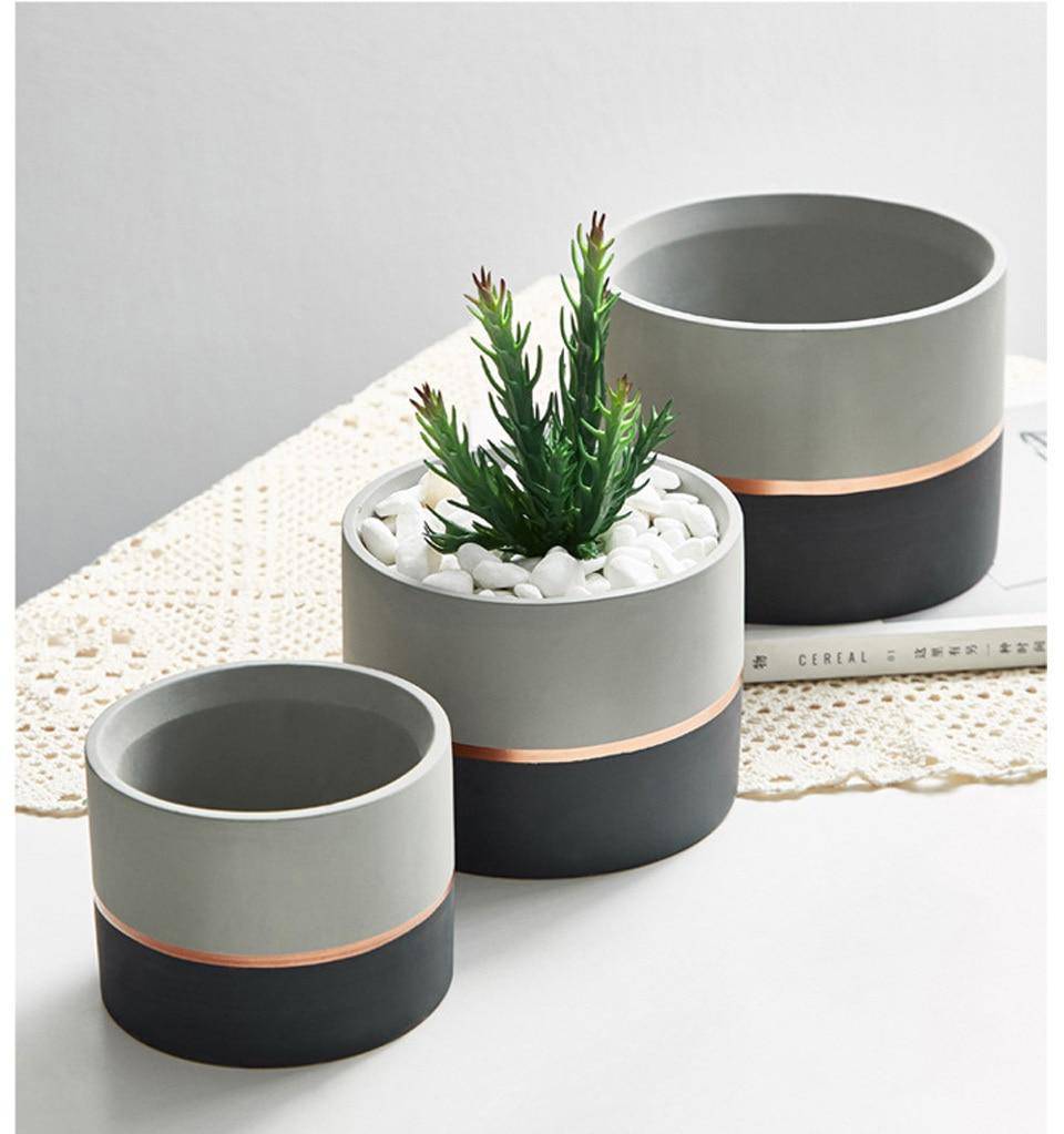 Cache-pot sur pied bas design effet ciment Ultra - vue 7 sur 12