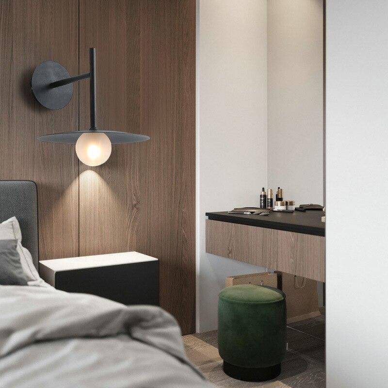 Applique murale design à LED en métal avec abat-jour et boule verre Loft - vue 4 sur 7
