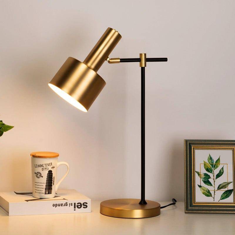 Lampe de bureau design à LED avec abat-jour style géométrique - vue 4 sur 4