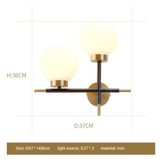 Applique murale design LED dorée avec boule en verre Wall