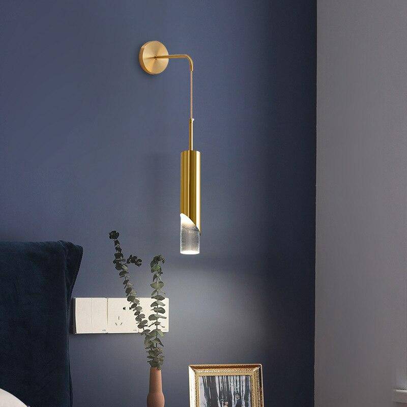Applique murale design LED avec abat-jour doré Light